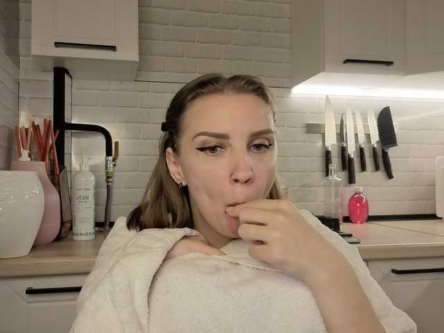 Fist-ashka live cam on BongaCams
