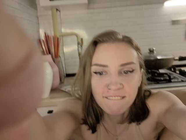 Fist-ashka live cam on BongaCams