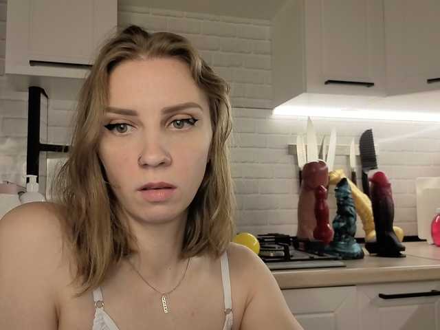 Fist-ashka live cam on BongaCams