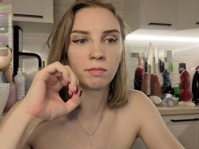 Fist-ashka live webcam show