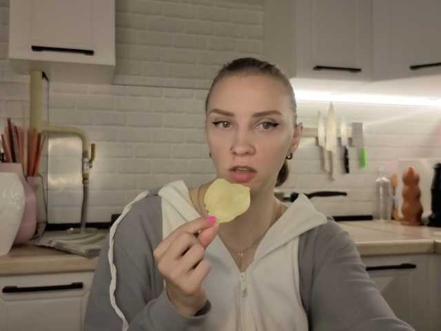 Fist-ashka live webcam show