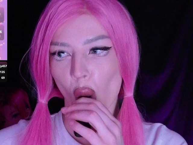 HaritaLovee's BongaCams show and profile