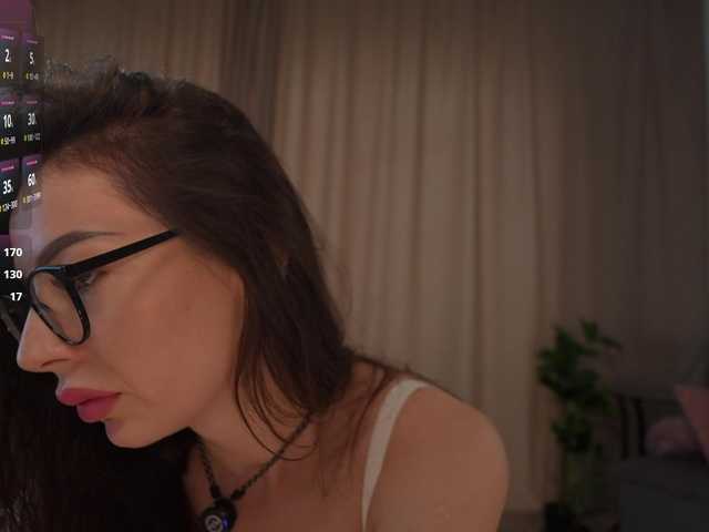 HaritaLovee live cam on BongaCams