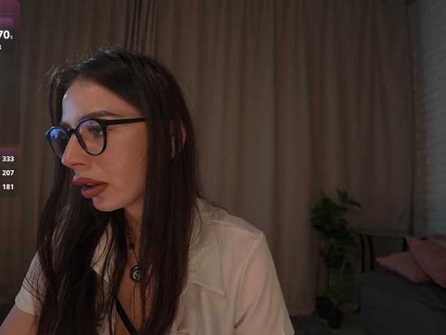 HaritaLovee live cam on BongaCams
