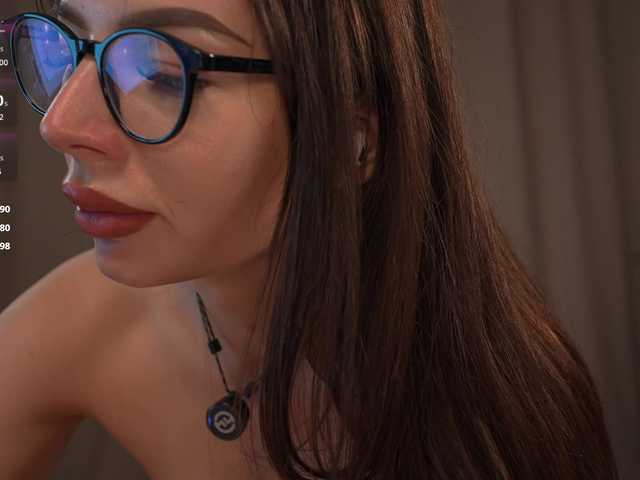 HaritaLovee live cam on BongaCams