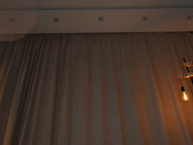 Kary-Cherry live cam on BongaCams