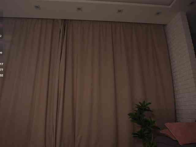 KaryCherry webcam