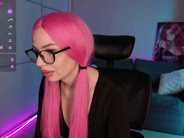 KaryCherry webcam