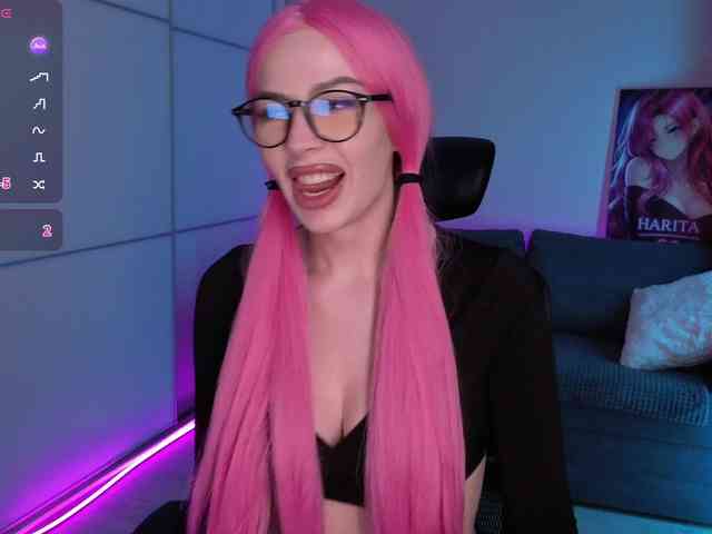 KaryCherry webcam