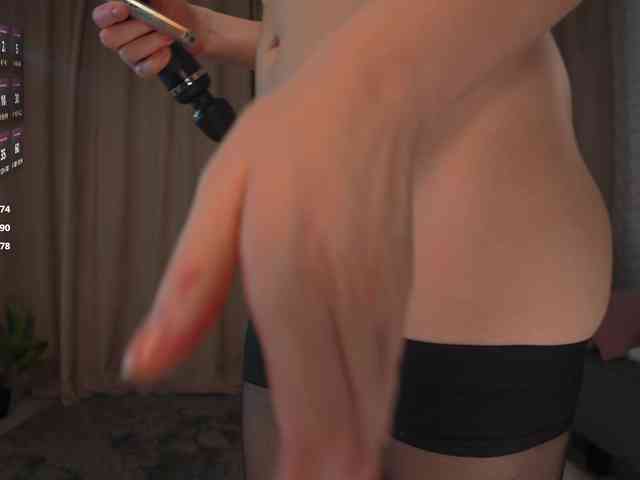 Karycherry's cam show statistics and live stream