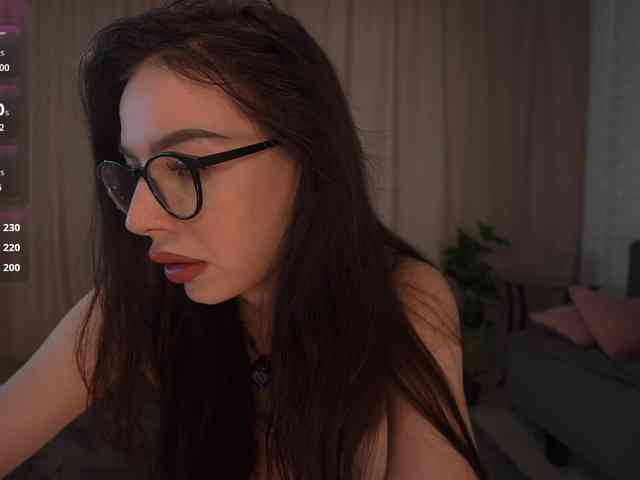KaryCherry webcam