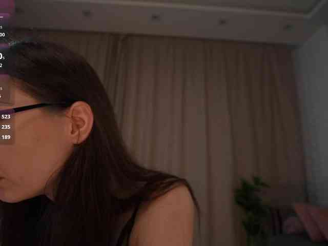 KaryCherry webcam