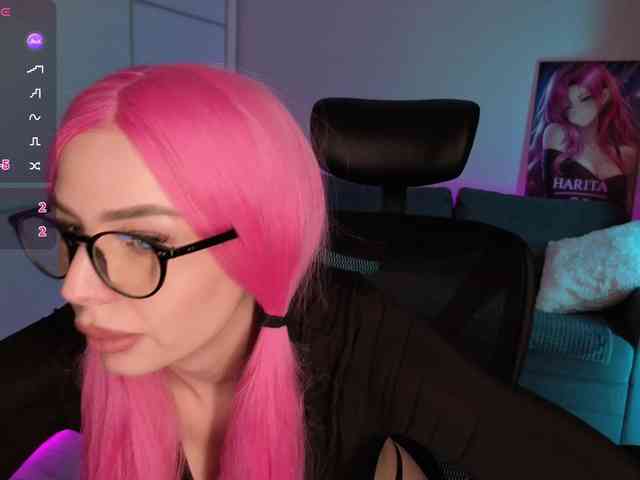 KaryCherry webcam
