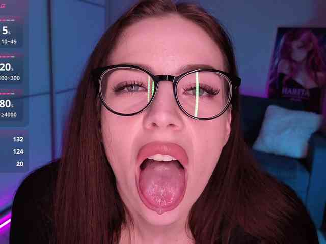 KaryCherry webcam