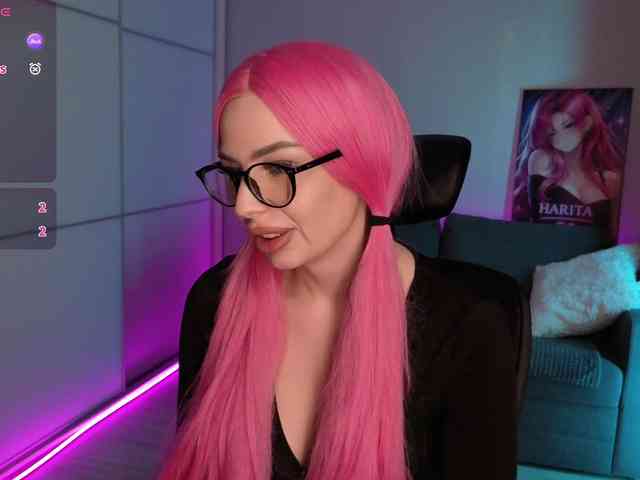 KaryCherry webcam