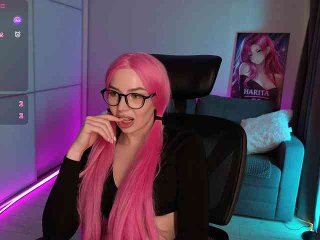 KaryCherry webcam
