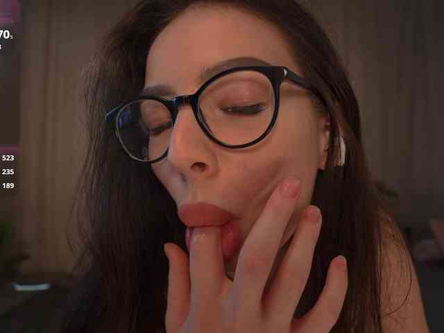 Модель: KaryCherry