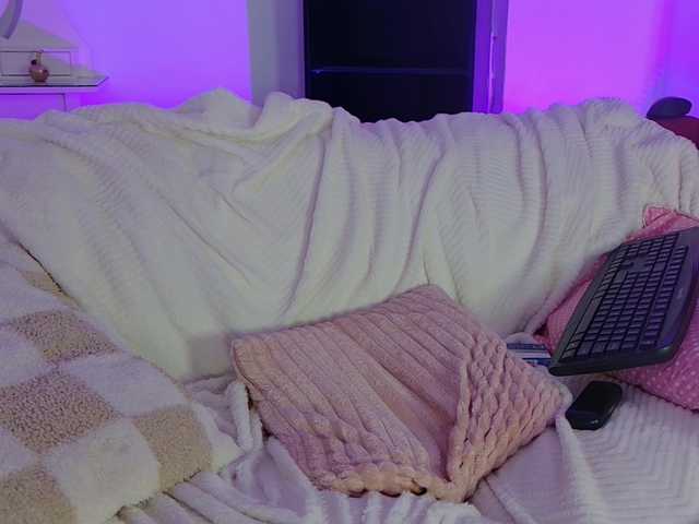 JoLicious live cam on BongaCams