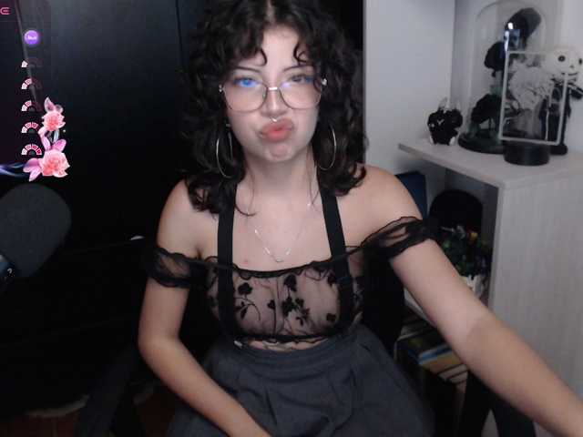 BiiHoney live cam preview