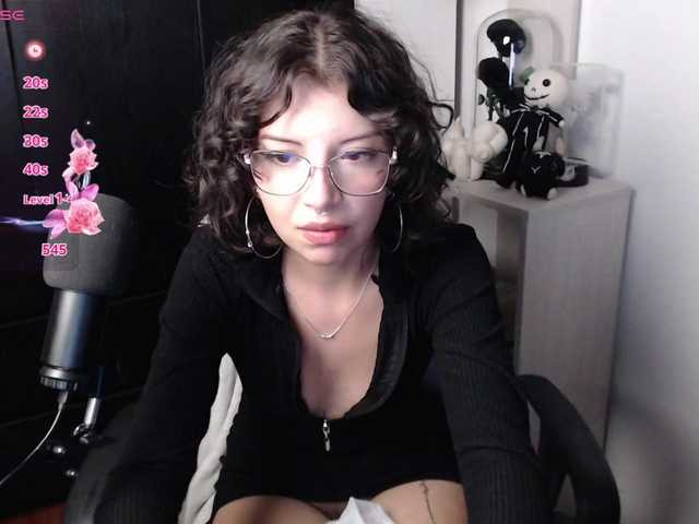 BiiHoney live webcam show