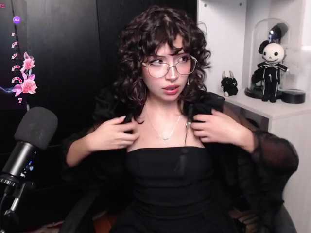 BiiHoney live cam preview
