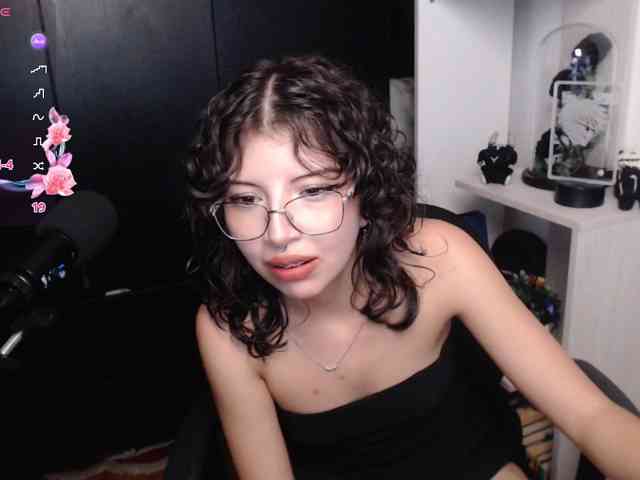 BiiHoney webcam