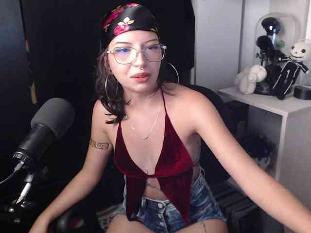 BiiHoney webcam