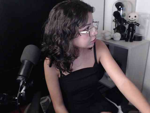 BiiHoney webcam