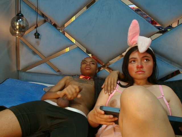 Cossmo-Wannda's BongaCams show and profile