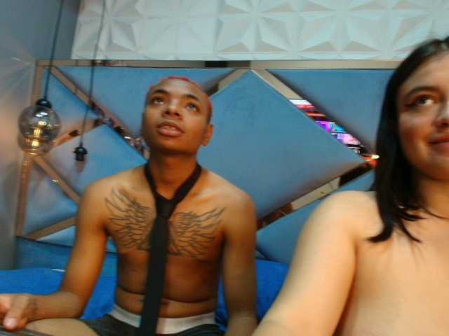 Cossmo-Wannda's BongaCams show and profile