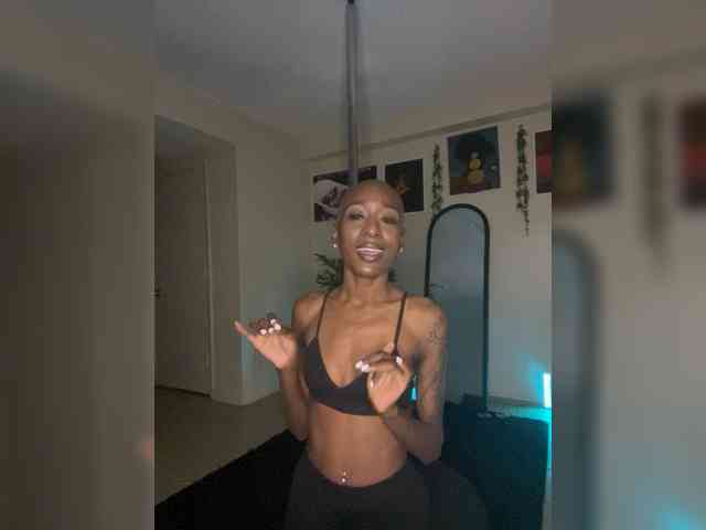 PixieXXXContent webcam