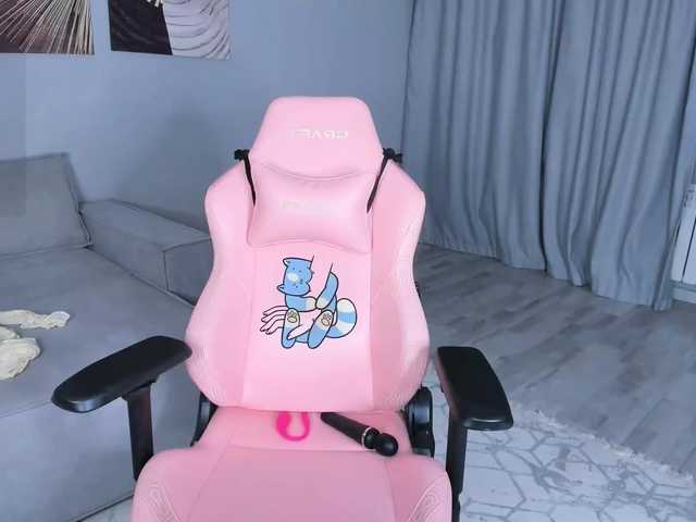 YunLe live cam on BongaCams