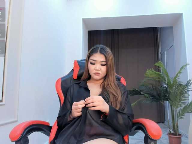 YunLe's BongaCams show and profile