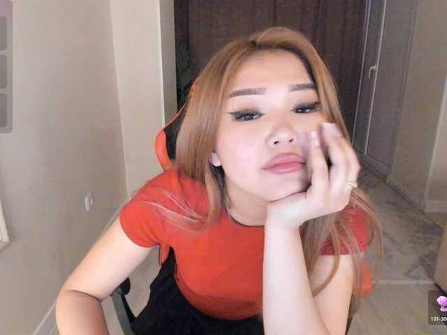 YunLe live cam on BongaCams
