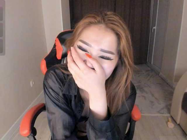 YunLe live cam on BongaCams