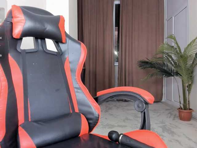 YunLe live cam on BongaCams