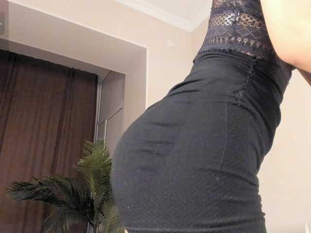 le modèle YunLe est en webcam porno dans un show sur le site bongacams, il possède les tags suivants: Asian,Brunette,Shaved