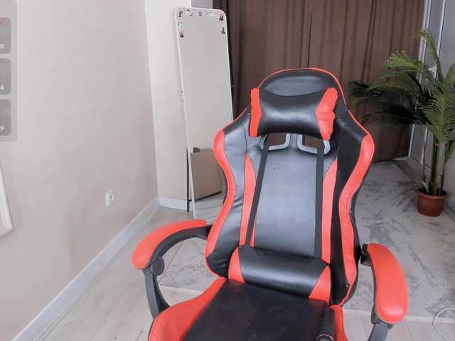 YunLe live cam on BongaCams