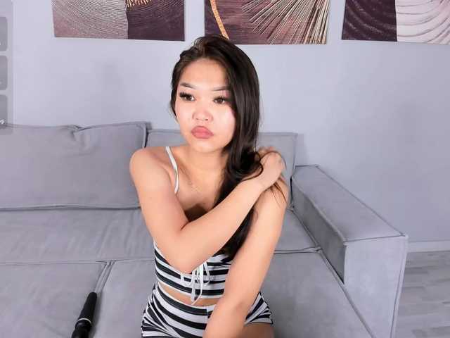 YunLe live cam on BongaCams