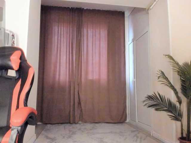 YunLe live cam on BongaCams