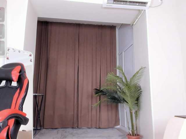 YunLe live cam on BongaCams