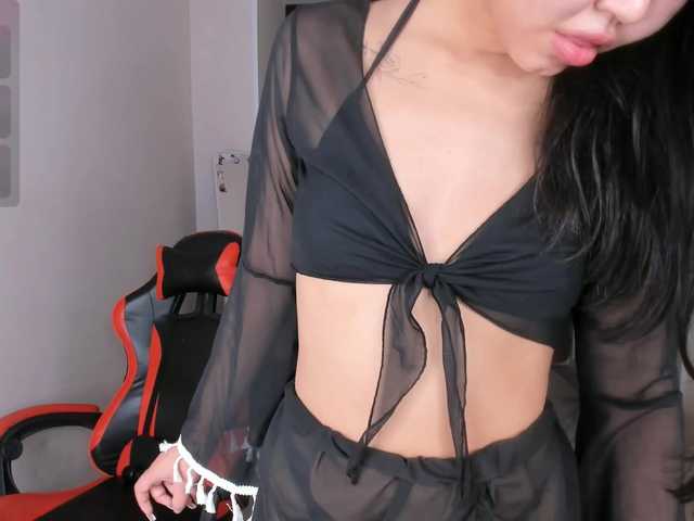 YunLe live cam on BongaCams