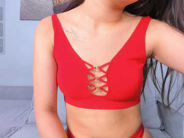 YunLe live cam on BongaCams