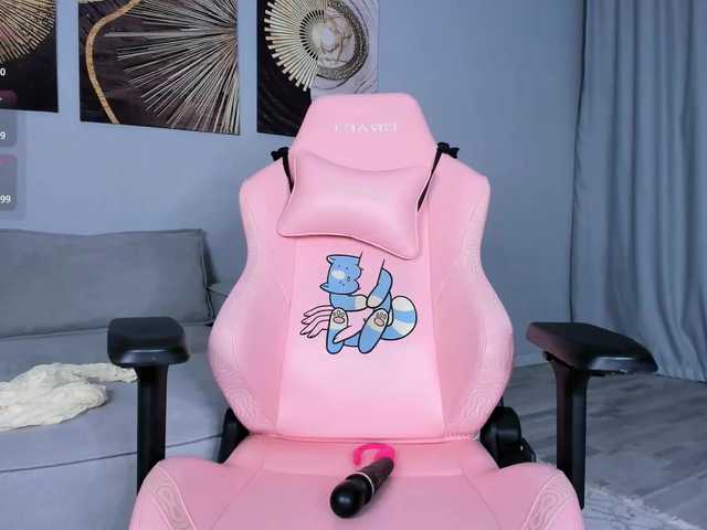 YunLe live cam on BongaCams
