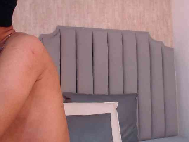 Axel-marcux Sex Cam Show