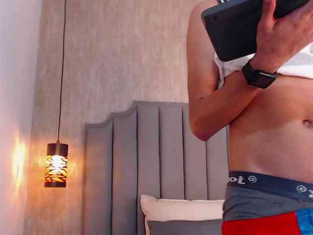 Axel-marcux Sex Cam Show