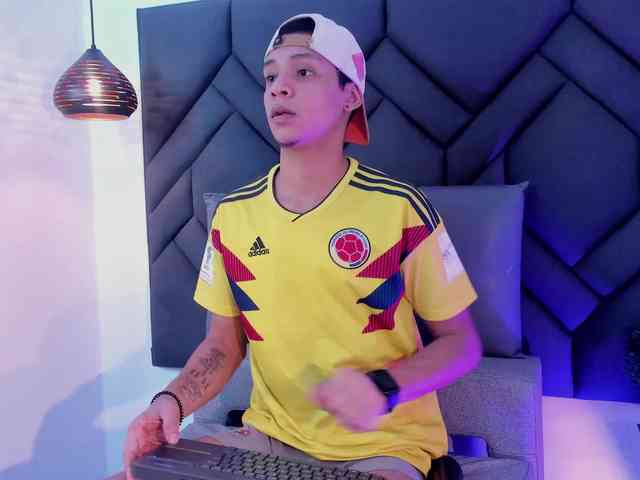 Axel-marcux Sex Cam Show
