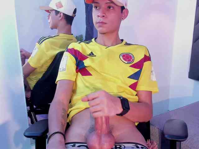 Axel-marcux Sex Cam Show