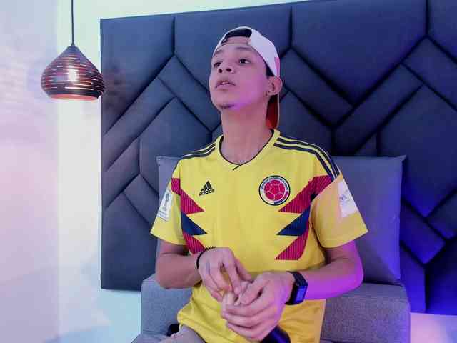 Axel-marcux Sex Cam Show