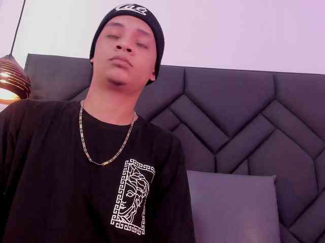 Axel-marcux Sex Cam Show